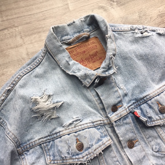 Distressed Levis Denim Jacket 